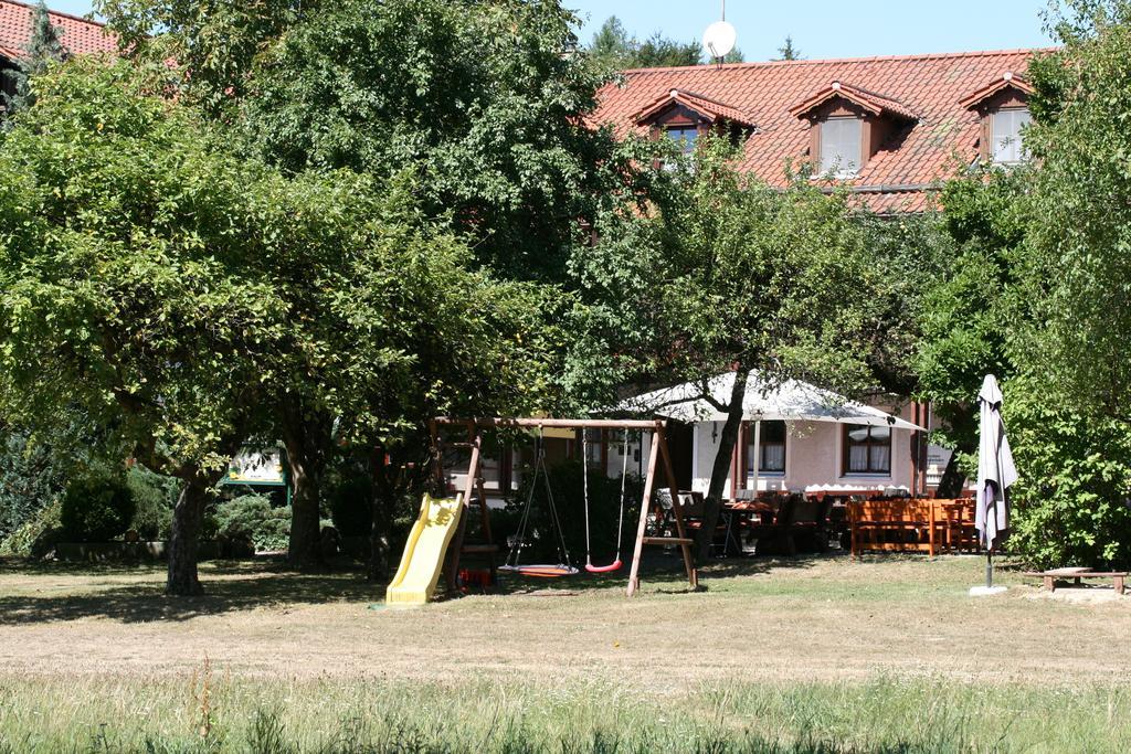Waldpension Jaegerstueberl Бад-Грисбах Экстерьер фото